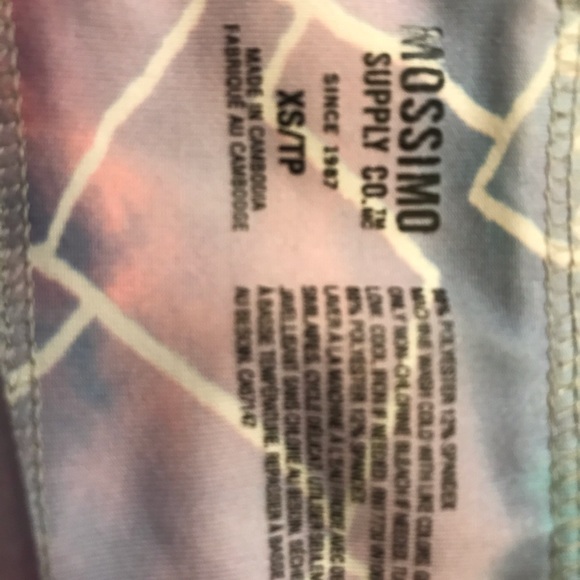 Mossimo Moutain Leggings - Picture 3 of 5